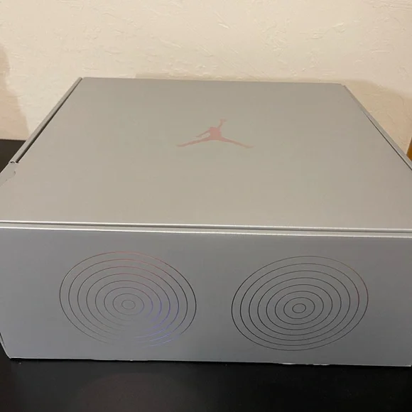 Jordan 11 Adapt - Picture 8 of 16